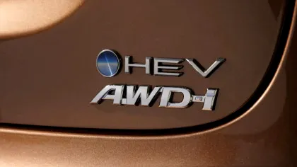 TOP 5 cele mai IEFTINE mașini hibride în România 2026