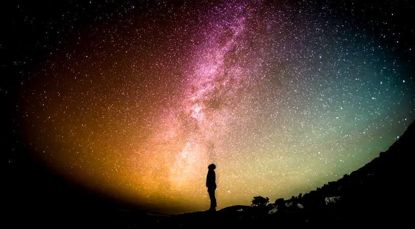 Horoscop 2 februarie: Taurii trebuie sa se consulte cu partenerii inainte de a cheltui banii