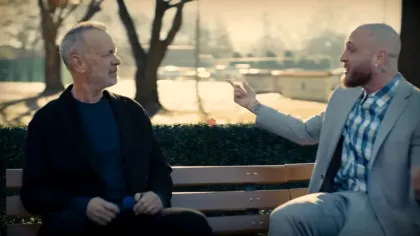 Fiul lui Tom Hanks, departe de viața de milioane a tatălui. Ultima sa decizie a șocat pe toată lumea