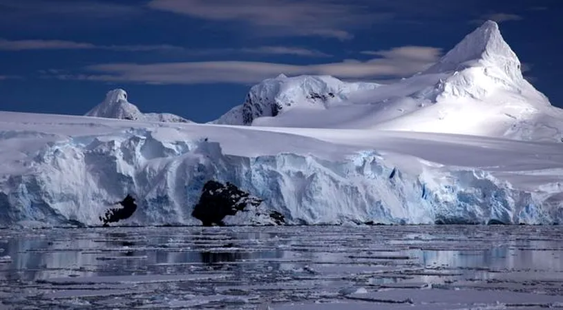 Vesti alarmante de la specialisti! Topirea ghetii din Antarctica s-a accelerat in ultima perioada. Ce se va intampla