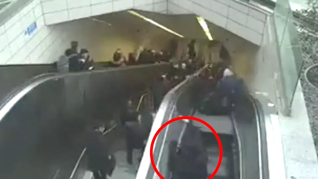 Barbat inghitit de scara rulanta! Accidentul a avut loc la metrou. Ce s-a intampat VIDEO SOCANT