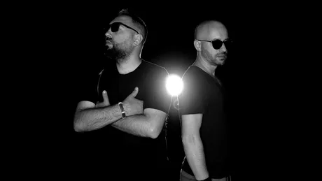DJ-ii români Robert Georgescu și White, premiați cu 10.000 de euro direct de celebrul DJ Tiesto