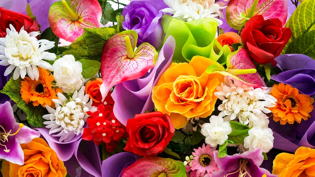 Mesaje, SMS-uri și felicitări de Florii. Iată cele mai deosebite urări pentru cei care poartă nume de flori