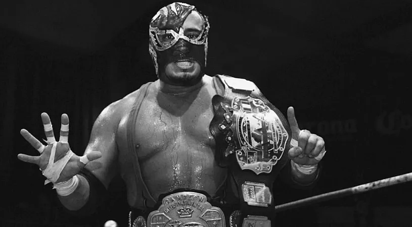 Wrestlerul Silver King a murit in ring! Barbatul avea varsta de 51 de ani