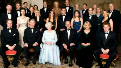 Cele mai ascunse secrete ale Familiei Regale Britanice. Ce făcea regina Elisabeta la doar șase ani