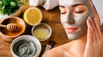 Cum faci o mască de față pentru a scăpa de punctele negre – soluția simplă pe care o poți încerca acasă