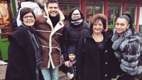 Cum a reactionat mama lui Razvan Botezatu cand fiul ei i-a spus ca este gay