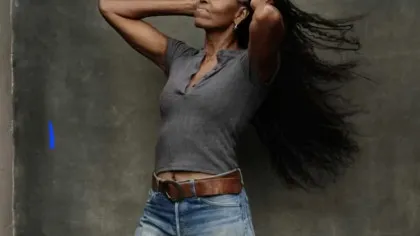 Michelle Obama își începe cariera de fotomodel. A pozat senzual, cum nu se aștepta nimeni să o vadă - Foto