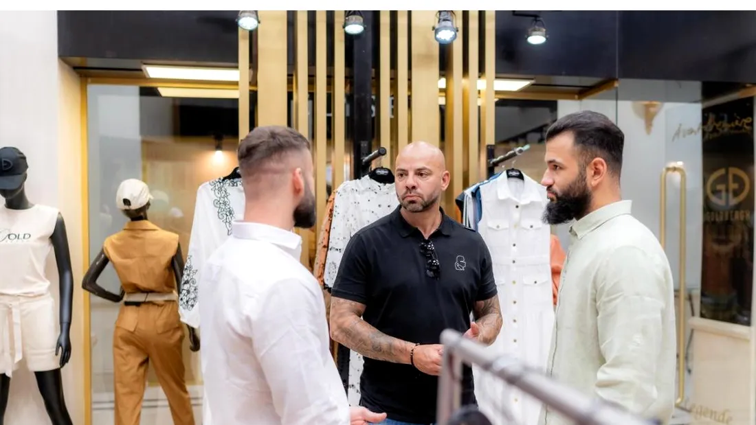 Ploaie de vedete la prezentarea de modă unde frații Zaharia au fost în centrul atenției