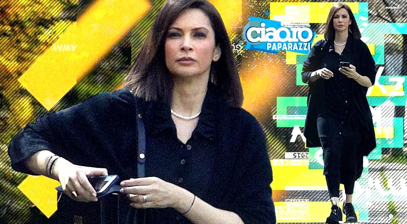 Cu câtă eleganță își maschează Andreea Berecleanu noile forme voluptoase! După ce a ”câștigat” câteva kilograme, frumoasa prezentatoare și-a schimbat și stilul vestimentar