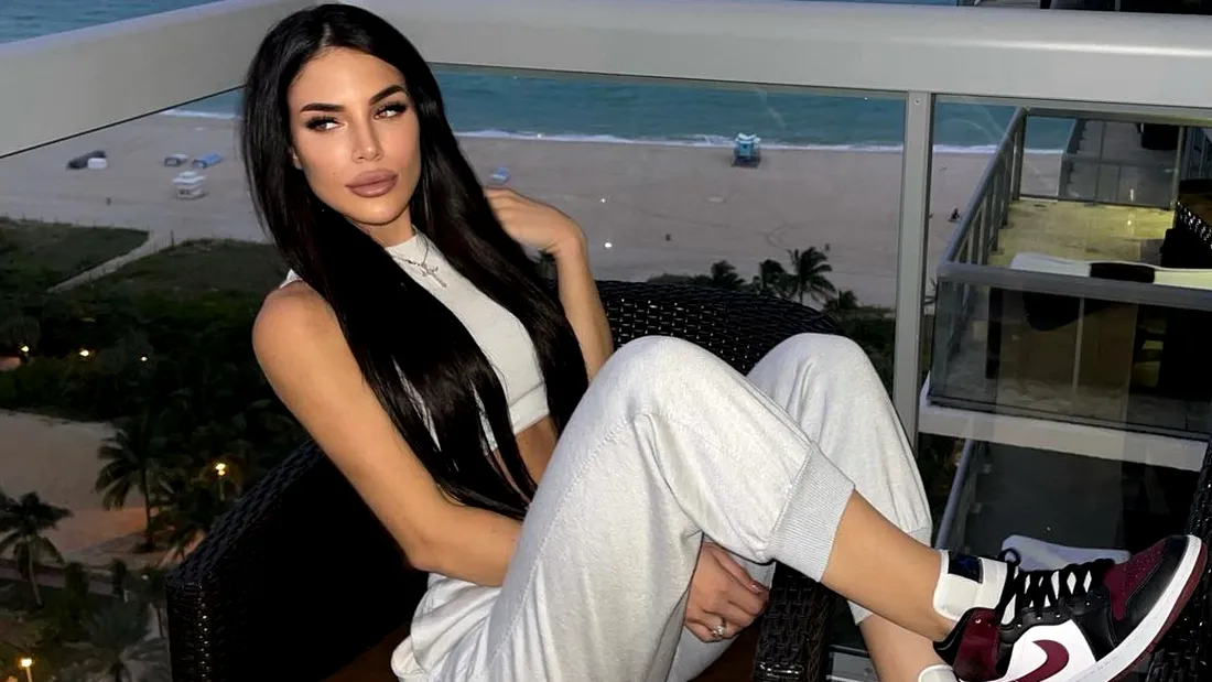 Fiica lui Ion Țiriac, transformare uimitoare de look! S-a pozat ca o divă pe o plajă din Miami