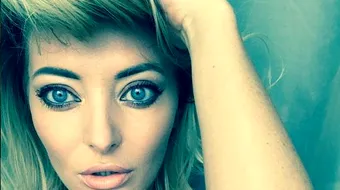 Delia a plans de mama focului la nunta surorii sale! Ce a facut-o pe solista sa izbucneasca in lacrimi VIDEO