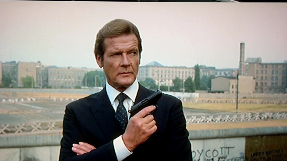Interpretul lui James Bond a murit! Celebrul actor Roger Moore a decedat la 89 de ani