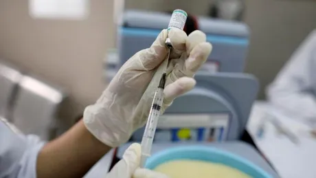 Bill Gates finanţează un vaccin pentru COVID-19. Până la sfârşitul anului rezultatele ar putea fi gata