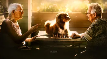 E cel mai frumos lucru pe care o sa-l vezi astazi pe Facebook! Fotografiile astea cu batrani care se iubesc dupa zeci de ani impreuna te vor topi!