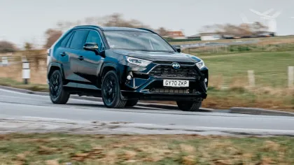 VIDEO – Frustrarea unui proprietar de Toyota. Și-a dus furia pe TikTok