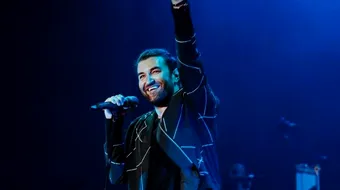 Smiley, in lacrimi pe scena! Artistul s-a oprit din cantat pentru a plange VIDEO