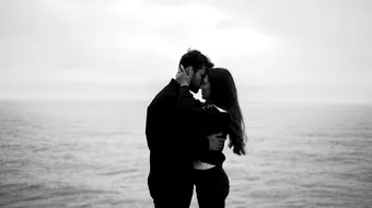 Thrillerul româno-spaniol „Acel martie” aduce staruri internaționale în cinematografe, din 4 martie