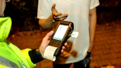 Băutura banală care dă rezultat pozitiv la DrugTest. Rămâi pe loc fără permis!