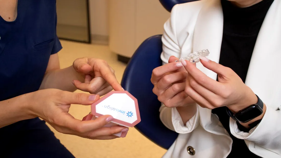 (P) Cât de eficient este un aparat dentar pentru copii invizibil? Iată detaliile care influențează evoluția tratamentului