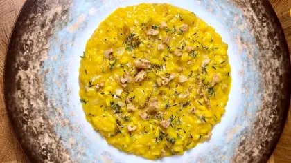 Rețeta specială de risotto cu pere și șofran a unui chef renumit din Italia