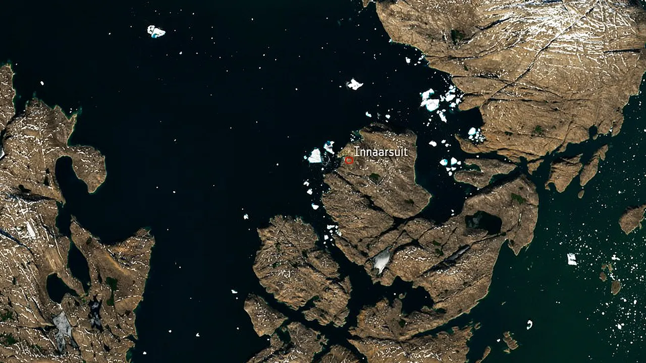 Greenland Iceberg 