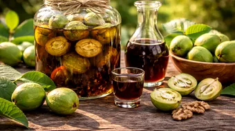 Elixirul din nuci verzi: tratament natural cu beneficii multiple și rețeta tradițională pe care merită să o păstrezi