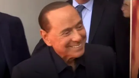Silvio Berlusconi, fostul premier italian, internat de urgență