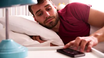 Cea mai bizara aplicatie pe care o pot folosi doar barbatii! De ce le este domnilor recomandat sa o verifice in fiecare dimineata