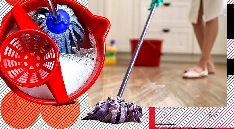 Ingredientele pe care să le adaugi în apa cu care speli podeaua. Va străluci de curățenie și te vei bucura de un miros plăcut