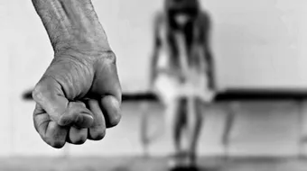 Pedofil in Galati. Politia cauta un barbat care a molestat o fata de 10 ani. Ce semnalmente are