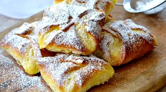 Cum să prepari cele mai gustoase poale în brâu. Ce trebuie să adaugi în aluat ca să iasă pufoase