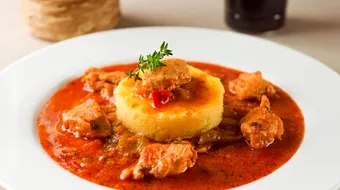 Ostropel de porc. Rețetă delicioasă și rapidă