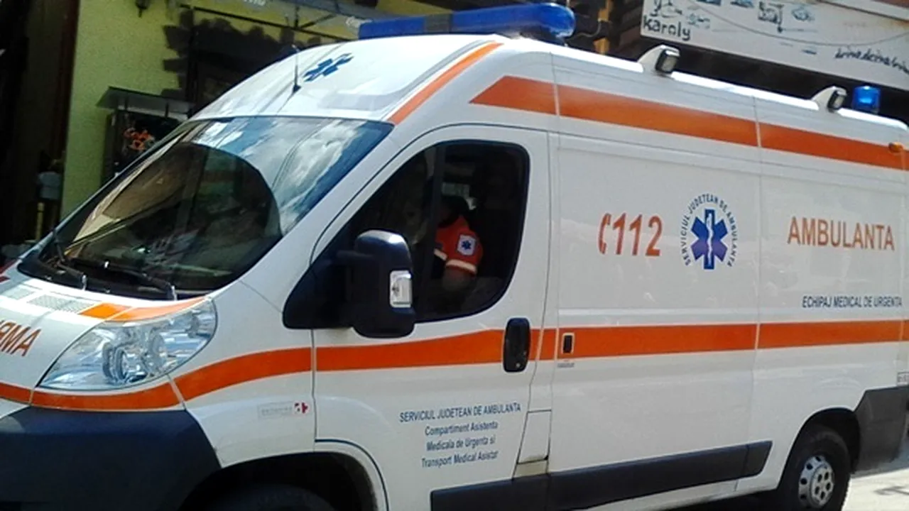 INFIORATOR! Un barbat din Hunedoara si-a taiat gatul si s-a injunghiat in burta 