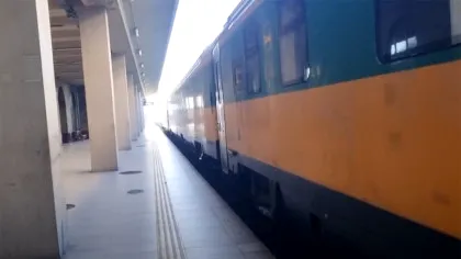 SINGURUL tren din România care are aer condiționat și toaletă proprie. Cât costă un bilet