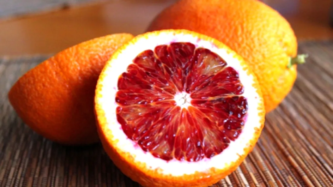 De ce este bine sa consumam portocale rosii! Efectele uimitoare pe care le au asupra organismului daca sunt mancate zilnic