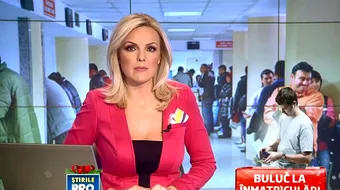 Oana Andoni își așteaptă liniștită rândul la Permise Auto