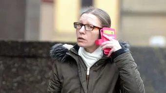 Inchisoare pentru o mama de 40 de ani! A abuzat sexual un barbat mai tanar in timp ce dormea