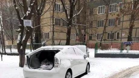 Incredibil! Un moldovean a ramas fara capota de portbagaj! Hotii i-au furat tot ce se putea de pe masina!