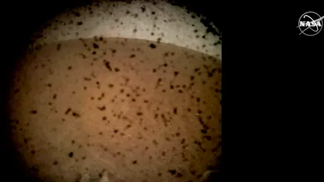 NASA a publicat primele imagini oficiale de pe Marte, intr-o calitate extraordinar