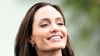 Angelina Jolie isi rasfata copiii. Actrita le cumpara numai jucarii care costa o avere