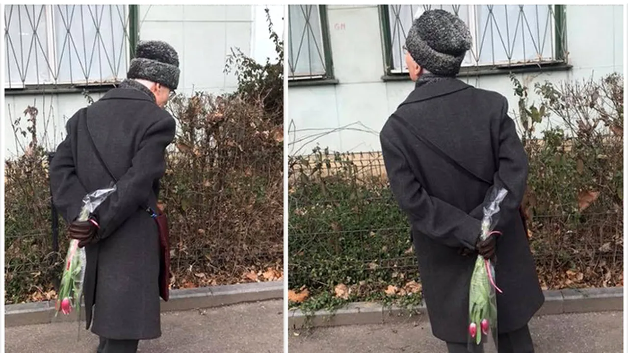 Batranul acesta s-a plimbat toata ziua cu flori in mana 