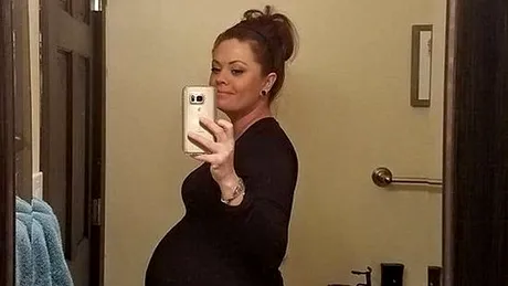 Lucra ca chelnerita, insa intr-o zi viata i s-a schimbat rapid! Ce a patit femeia dupa ce a luat comanda la o masa: cand a vazut nota de plata a inceput sa planga