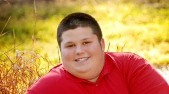 Tanarul asta avea 14 ani cand medicul i-a spus ca va muri. Cum s-a transformat dupa ce a inceput sa mearga la sala