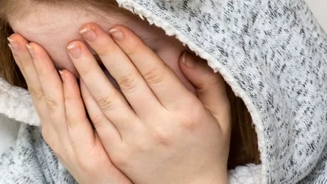 Inuman! O fetita de 10 ani a fost violata in repetate randuri si a ramas insarcinata! De ce nu i s-a permis sa faca avort