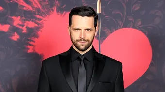 Adrian Nartea, protagonistul serialului Vlad, are o sotie superba. Actorul se simte implinit