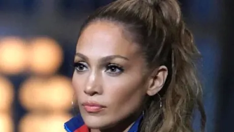 Jennifer Lopez a bulversat internetul! Cum arată în costum de baie la aproape 51 de ani