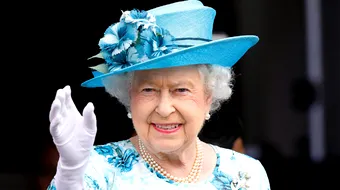 Sigur nu stiai asta! Cum o striga nepotii pe Regina Elisabeta. Nici prin minte nu-ti treceau poreclele astea