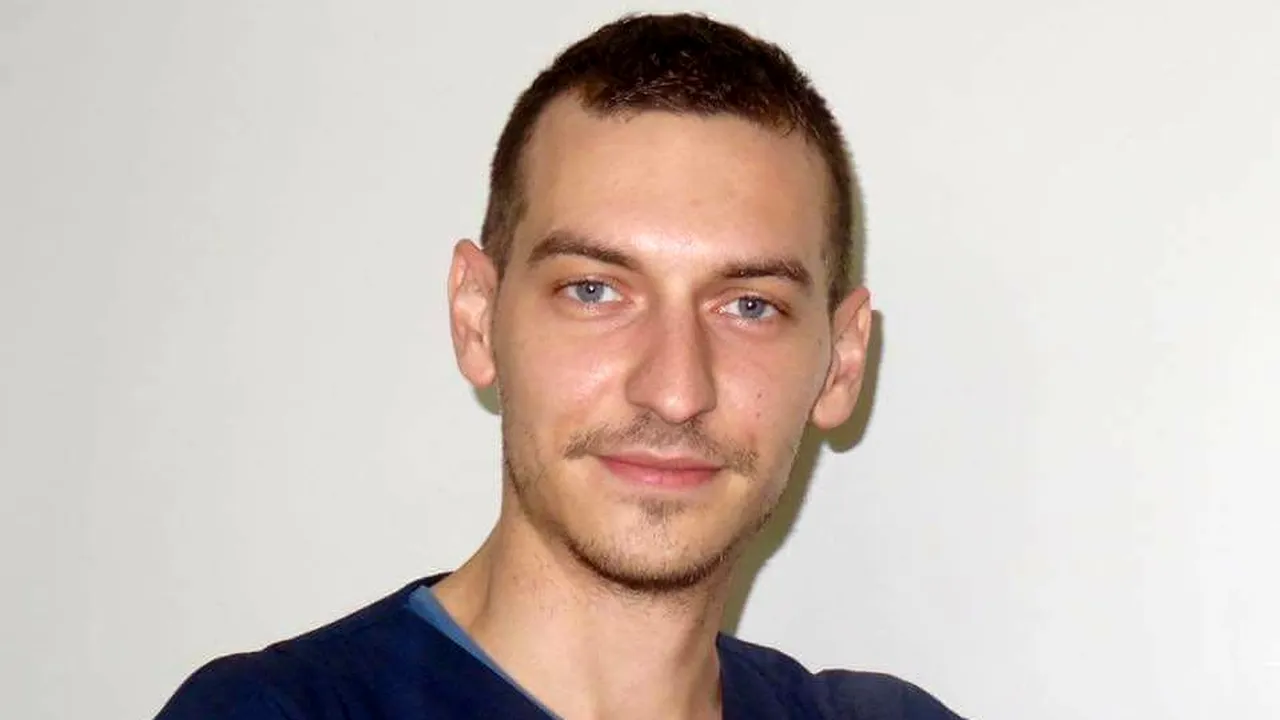 Medicul rezident Eugen Tieranu l-a operat pe Florin Busuioc Vreau sa raman in Craiova. Nu sunt erou! (6) 