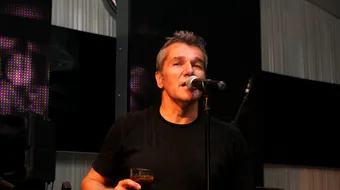 Interviu cu o vedeta. Dan Bittman: „Cand nu sunt pe scena, sunt alt om”